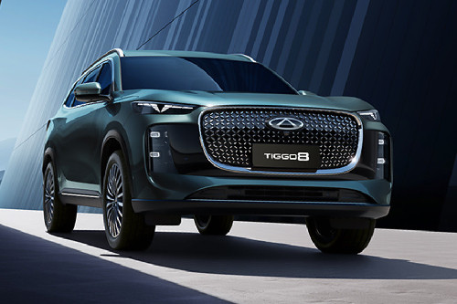  Tiggo 8 Medium Angle Front View