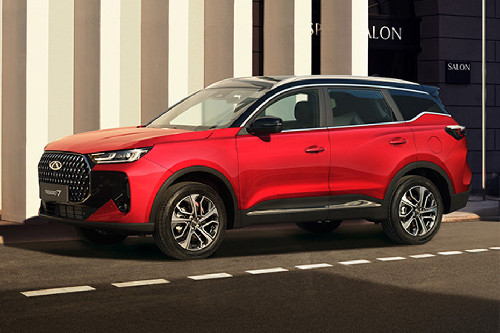  Tiggo 7 Front angle low view