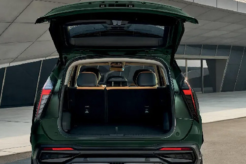 Trunk Open Closer View of Starray