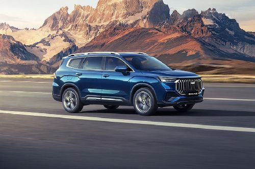 Okavango Rear Medium Side View