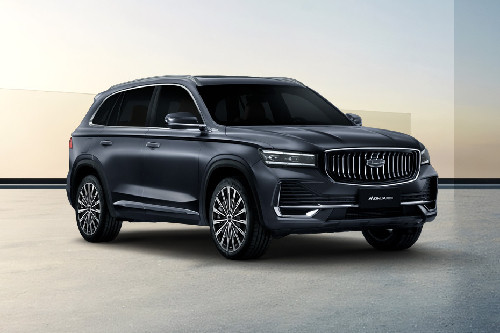 Geely Monjaro Front Medium View