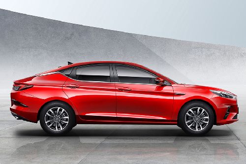 JAC J7 Drivers Sideview