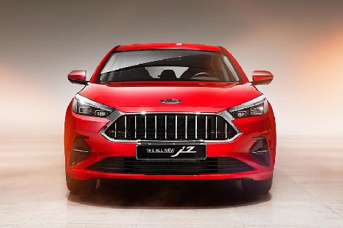 Full Front View of J7