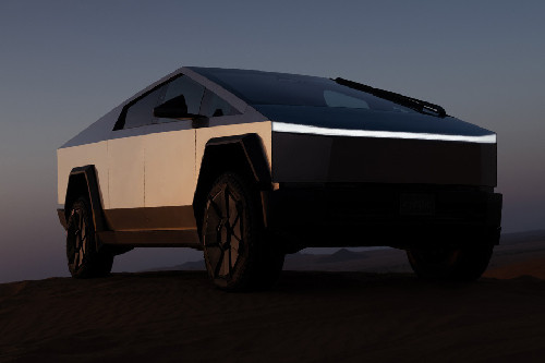 Cybertruck Front deep low Angle View