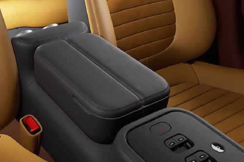 Luce Front Center Divider