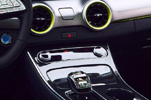 Front AC Controls of Forthing Friday EV
