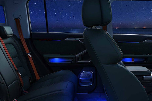 Jetour T2 Front And Rear Seats Together