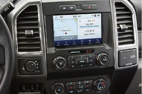 Front AC Controls of Ford Super Duty Chassis Cab
