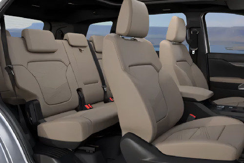 Ford Everest Front And Rear Seats Together