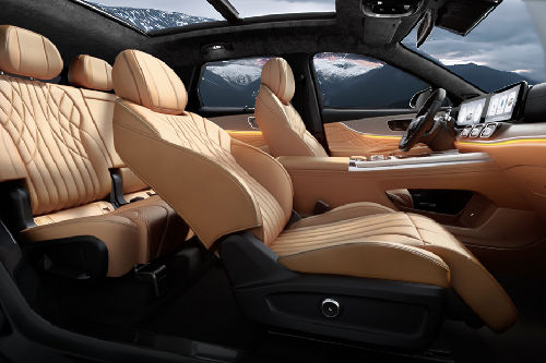Jaecoo J8 Front And Rear Seats Together