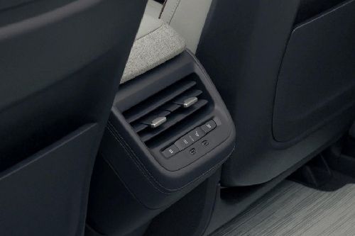 R3 Rear AC Controls