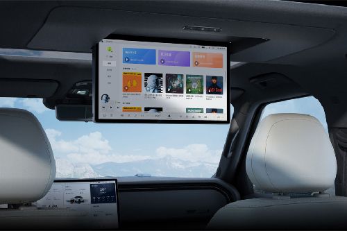 Rear Seat Entertainment of ROX 01