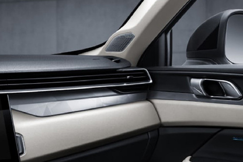 01 Front Side Ac Vents