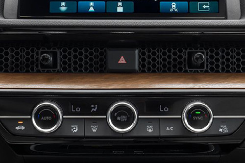 Front AC Controls of Honda CR-V