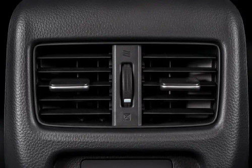 ZR-V Rear AC Controls