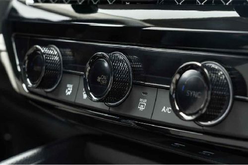 Front AC Controls of Honda ACCORD E HEV