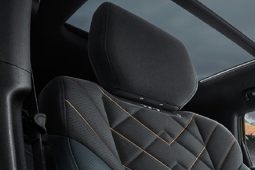 G318 Front Seat Headrest