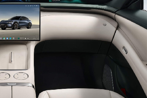 Xiaomi YU7 Passengers View