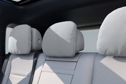 L6 Rear Seat Head rest