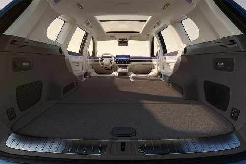 Folding Seats of AITO 7