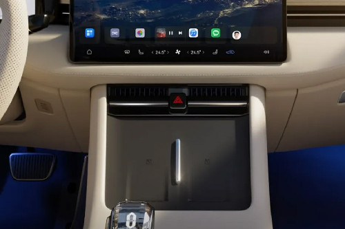 Front AC Controls of AITO 7