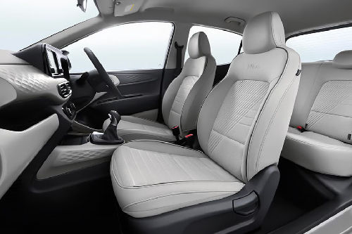 Grand i10 Front Seats
