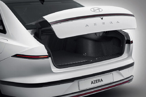 Azera Trunk Open