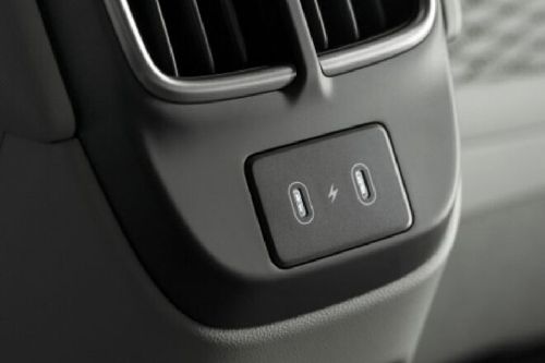 Power Accessories Outlet View of Hyundai Ioniq 6