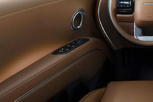 Hyundai Palisade Drivers Side In Side Door Controls
