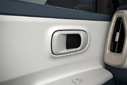 door handle interior of Hyundai Venue 2026