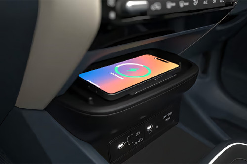 Power Accessories Outlet View of Hyundai Venue 2026