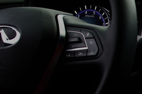 Infiniti Q60 (2022-2023) Multi Function Steering