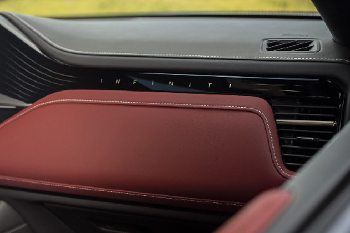 QX80 Front Side Ac Vents