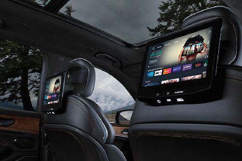 Rear Seat Entertainment of Jeep Grand Cherokee