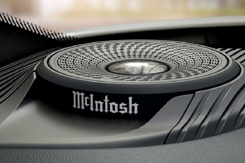 Speakers View of Jeep Grand Cherokee