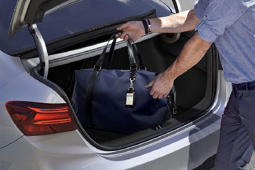 Storage Closer View of KIA Cerato