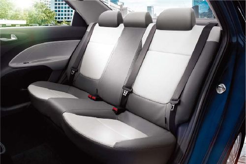 KIA Pegas Rear Seats