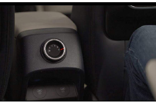 Carens (2023-2024) Rear AC Controls