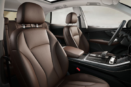 Q8 Front Seats