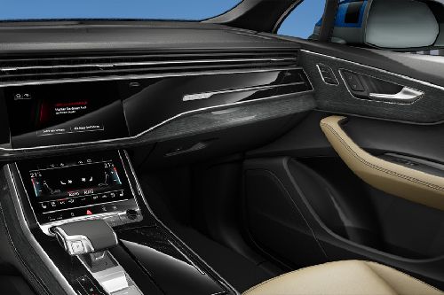 Front AC Controls of Audi Q7 