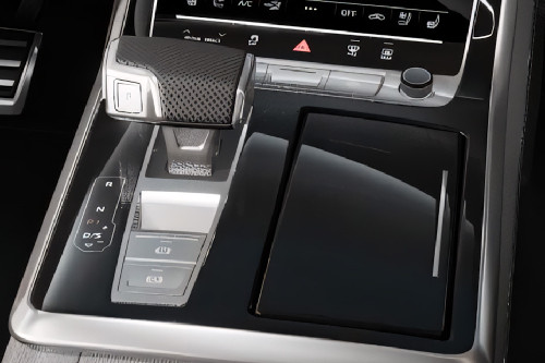 Audi SQ7 Gear Shifter
