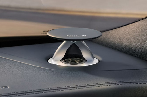 Speakers View of Audi SQ7