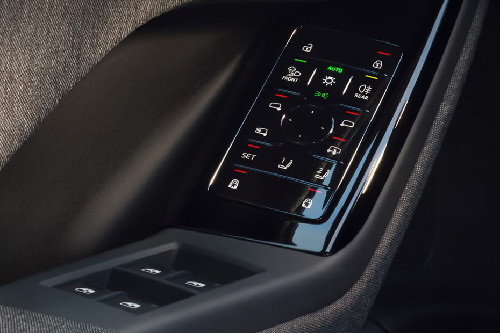 Audi Q6 Sportback e-tron Drivers Side In Side Door Controls