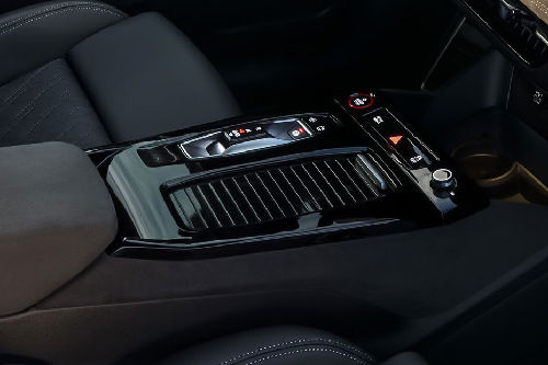 Center Controls of Audi SQ6 Sportback e-tron