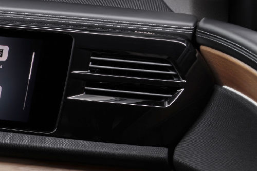 Q7 2026 Front Side Ac Vents