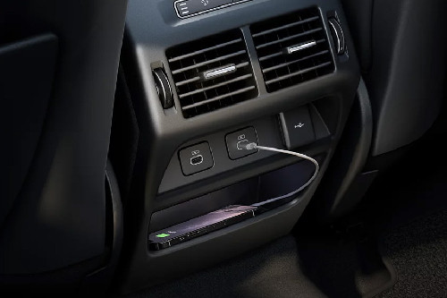 Discovery Sport Rear AC Controls