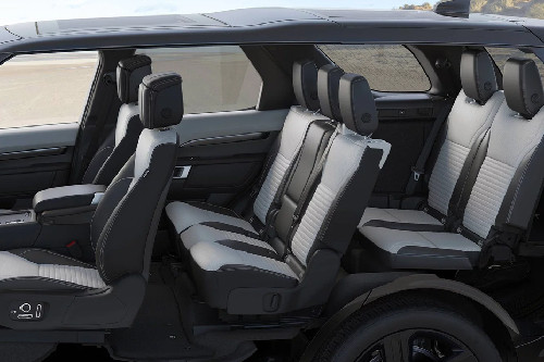 Land Rover Discovery Front And Rear Seats Together