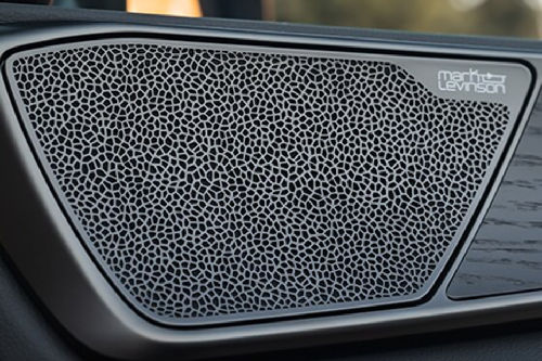 Speakers View of Lexus NX Hybrid