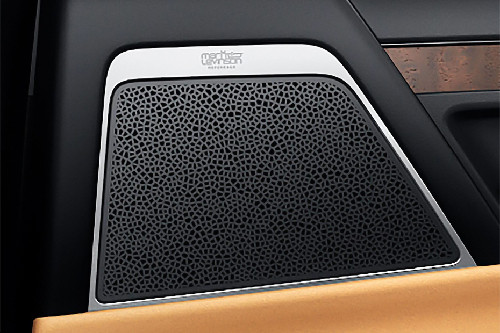 Speakers View of Lexus LX 700H