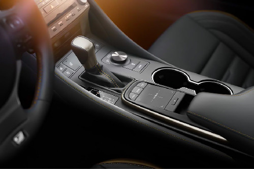 Lexus RC Gear Shifter